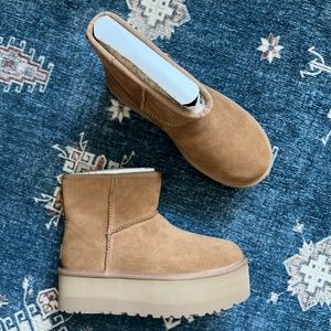 UGG Classic Mini Platform 1134991 Boots Chestnut US 8